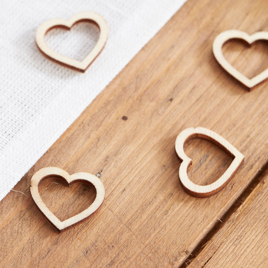 Wooden Heart Table Confetti
