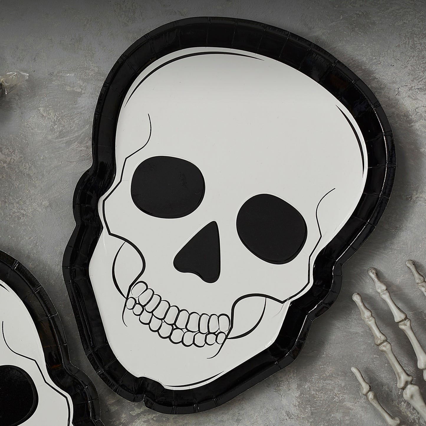 Skull Shaped Paper Halloween Plates