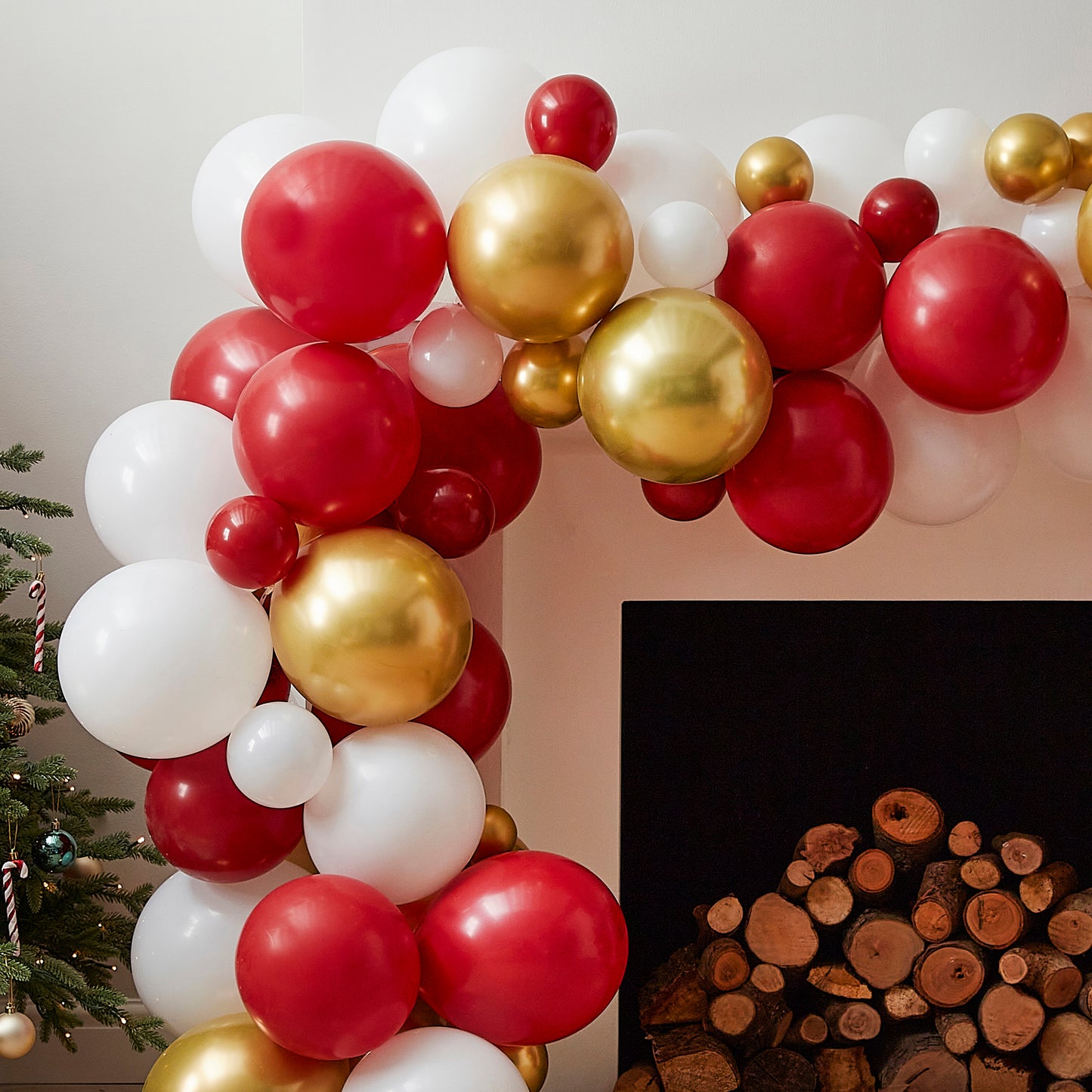 Gold, Red & White Christmas Balloon Arch Kit
