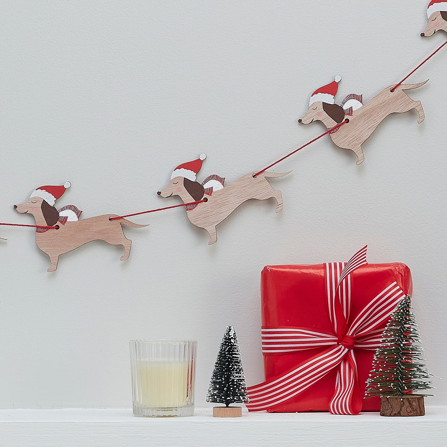 Wooden Sausage Dog Christmas Bunting