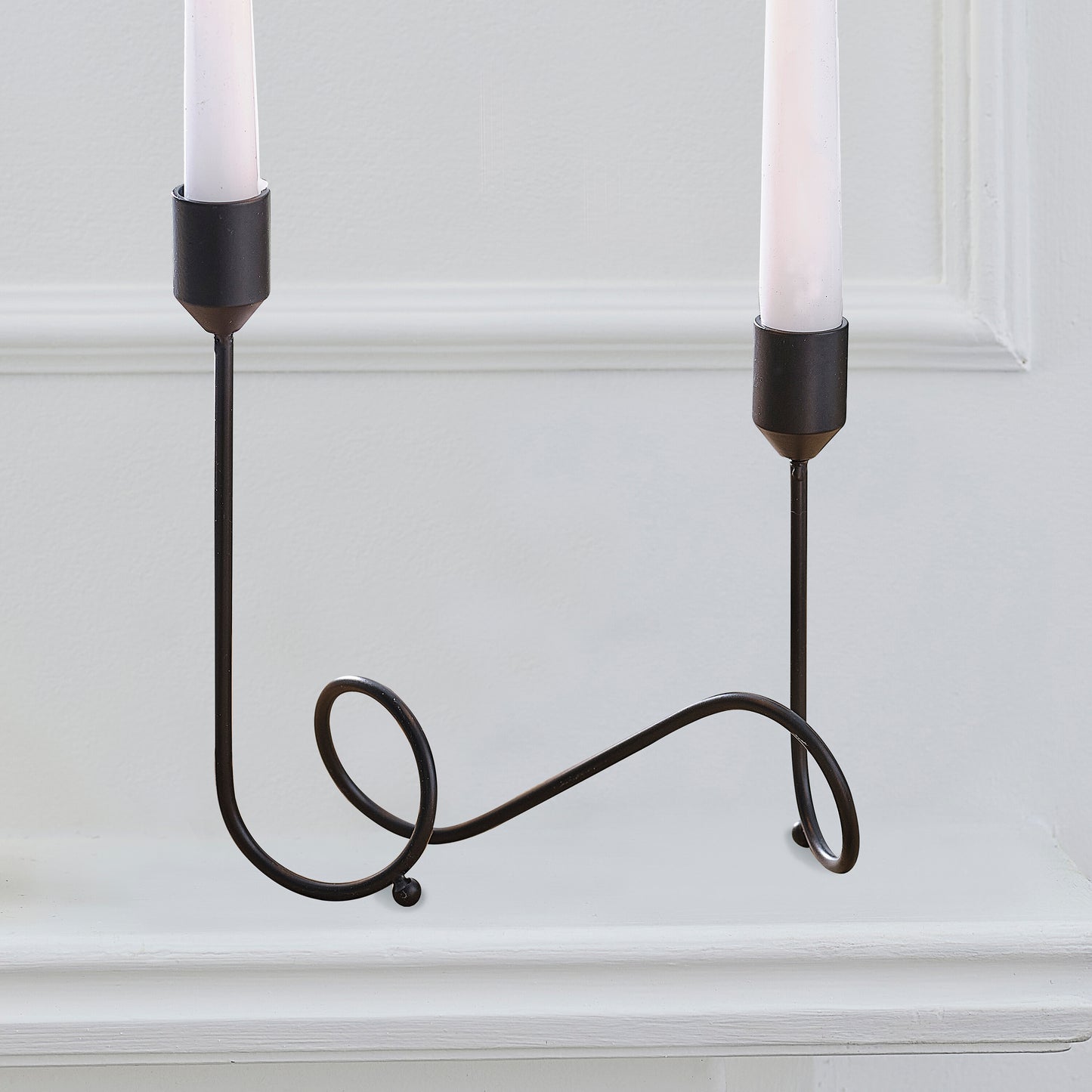 Black Metal Swirl Candle Holder & Heart Dinner Candle Set