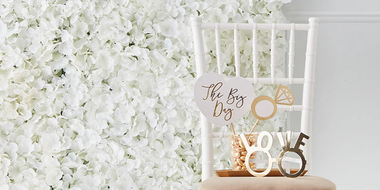 7 Statement Wall Ideas for a Wedding