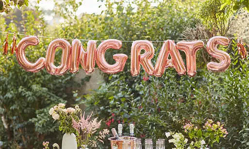 5 Cool Ways to Style Number and Letter Balloons