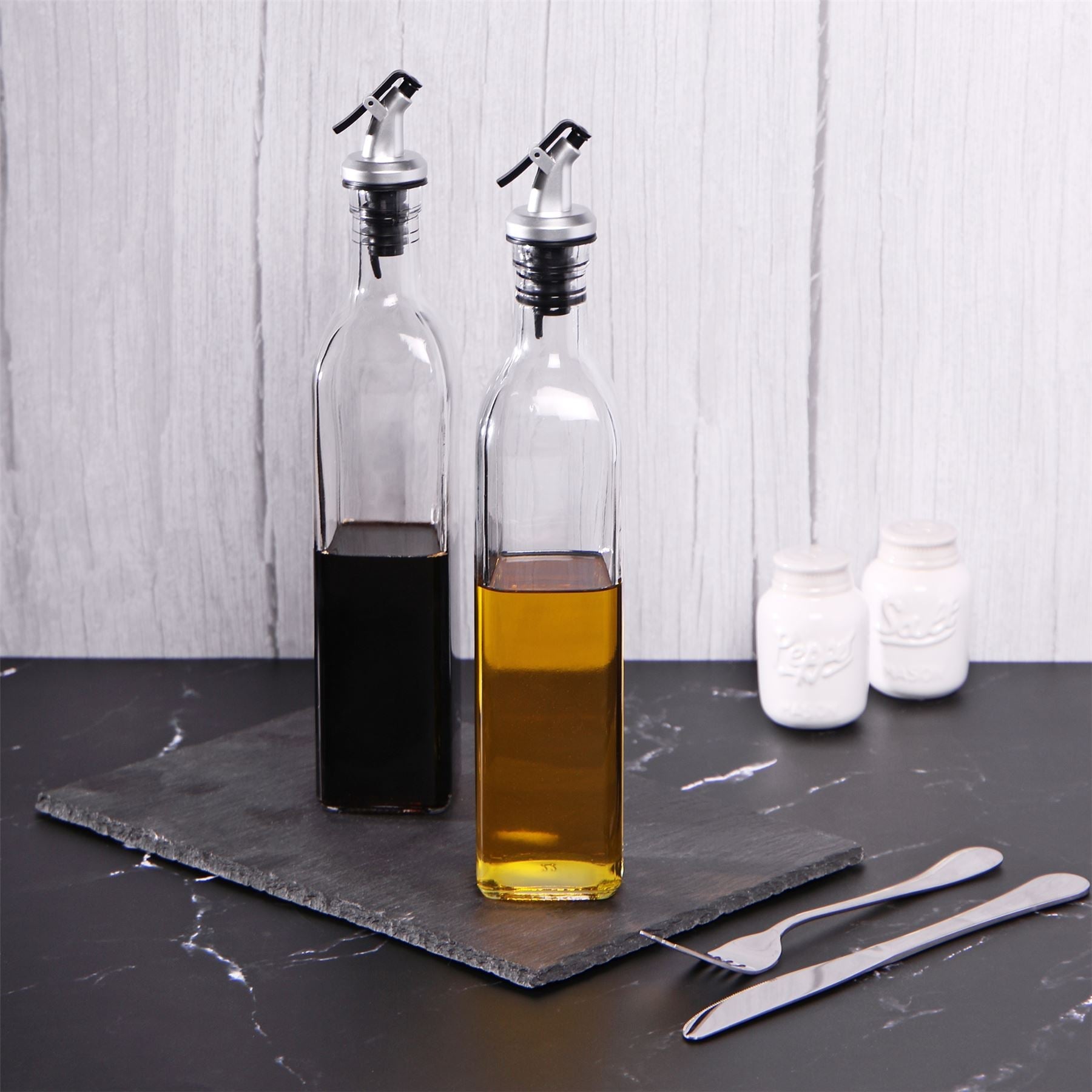 Oil and Vinegar Dispenser Bottles - 500ml Pack of 4 | M&W	