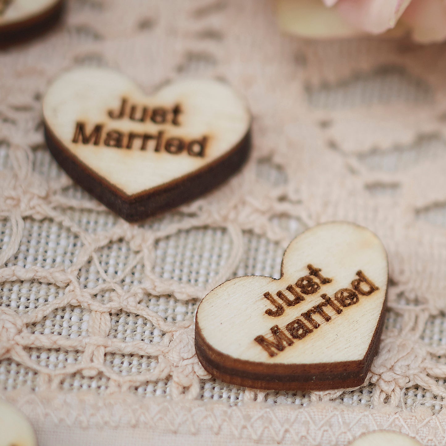 Heart Wood Confetti "Just Married" - Vintage Affair