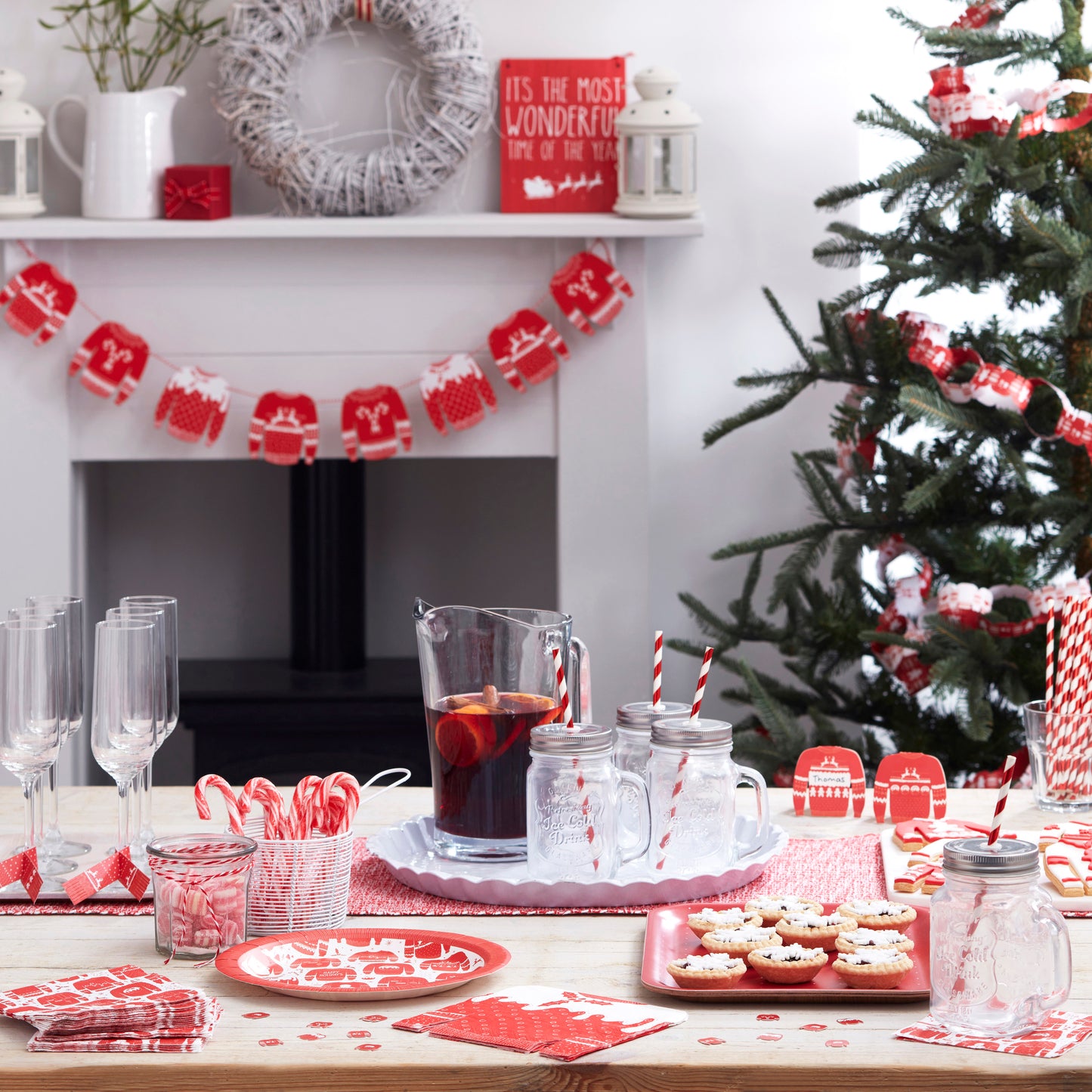 Red and White Festive Jumper Paper Plates - Cosy Christmas