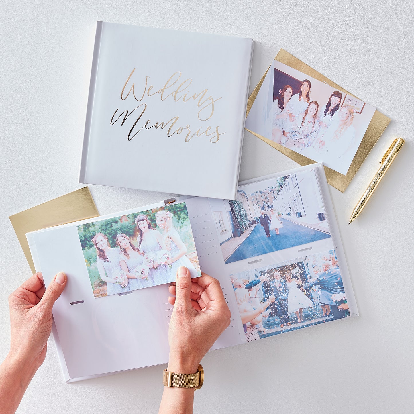 White & Gold Wedding Photo Album