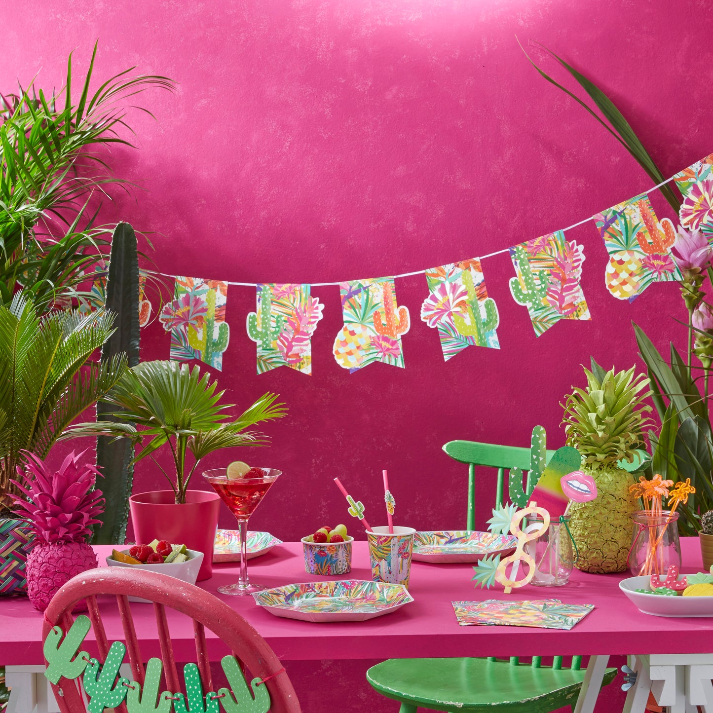 Iridescent Pineapple Napkins - Hot Summer