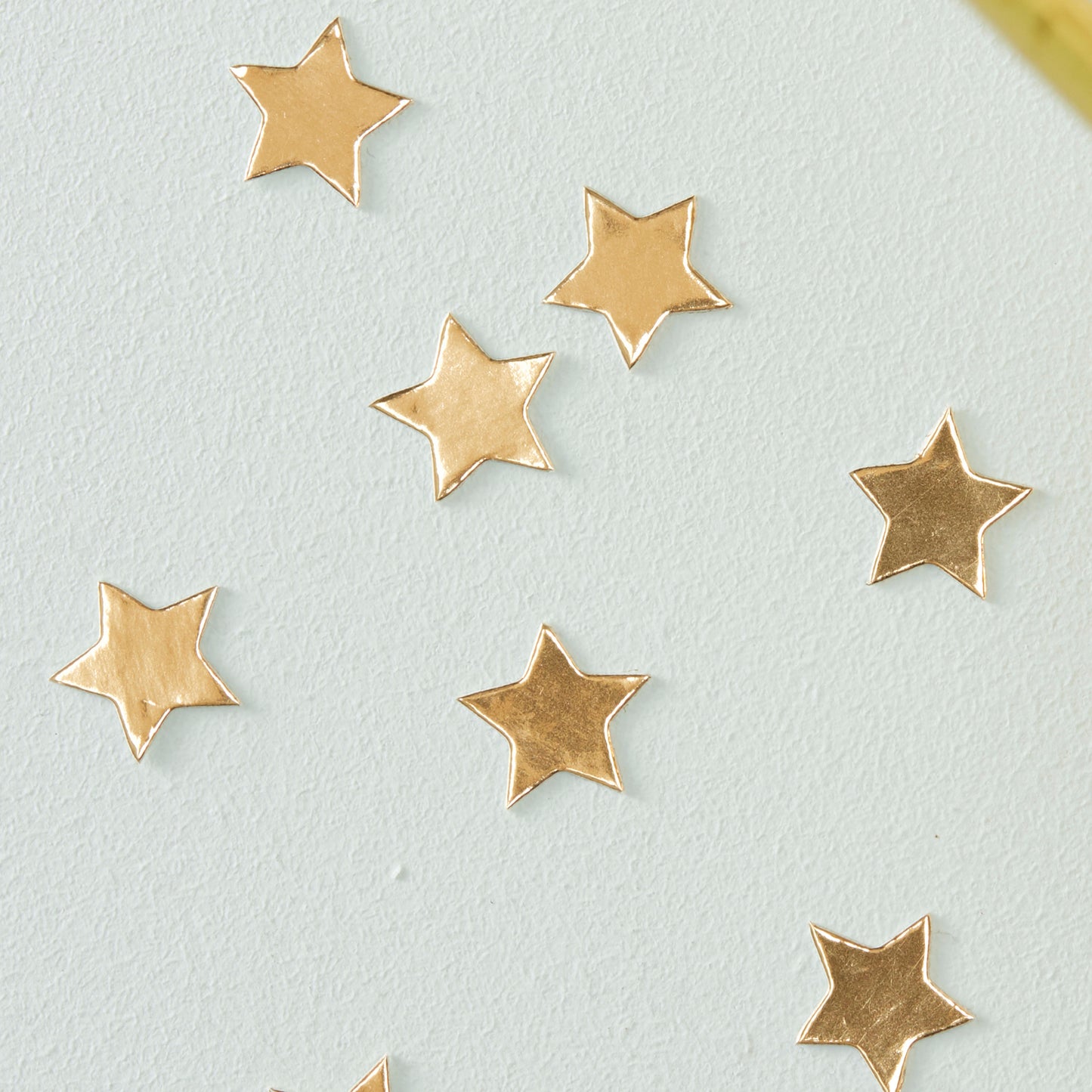 Gold Foiled Star Confetti