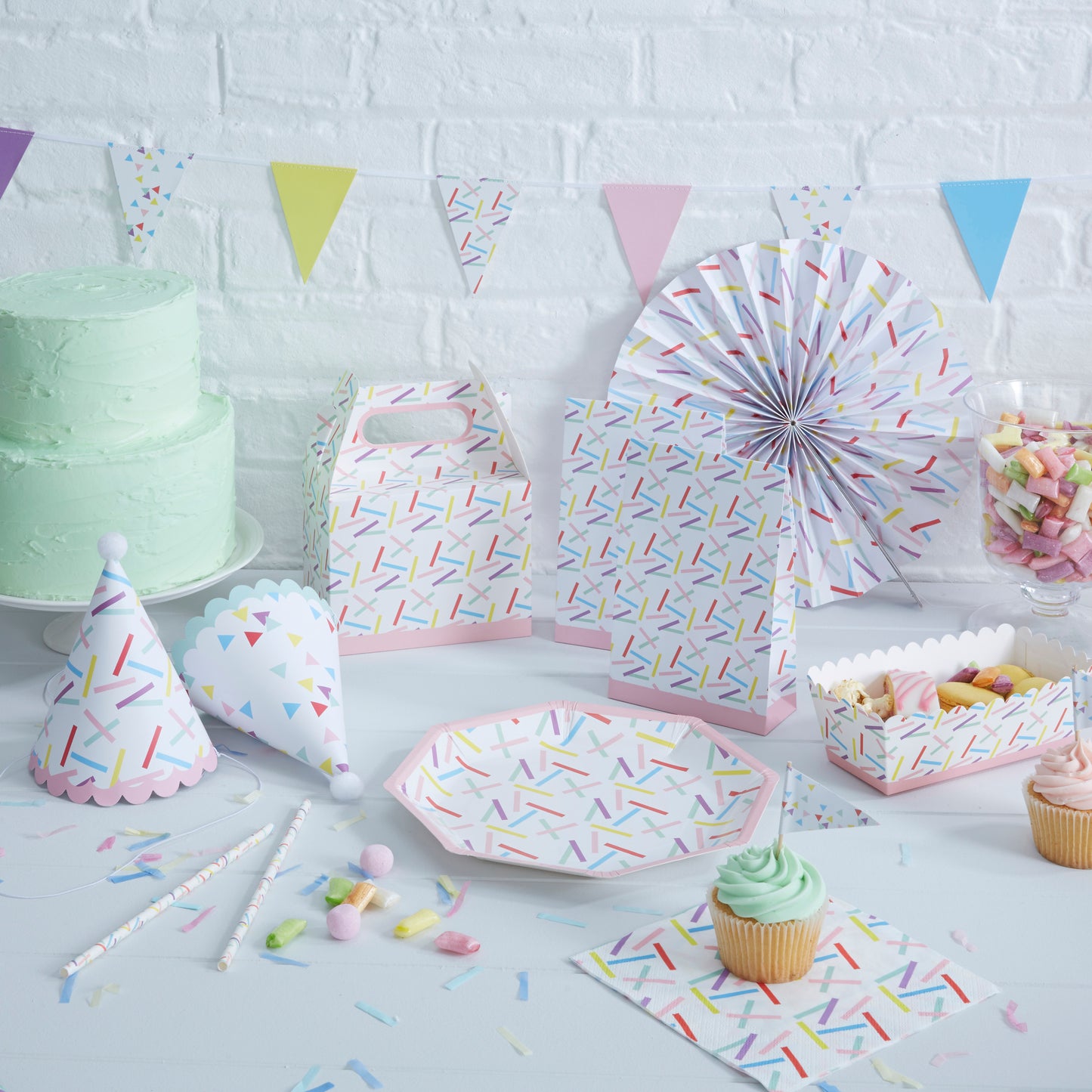 Gold Foiled Pink Ombre Happy Birthday Paper Cups - Pick and Mix