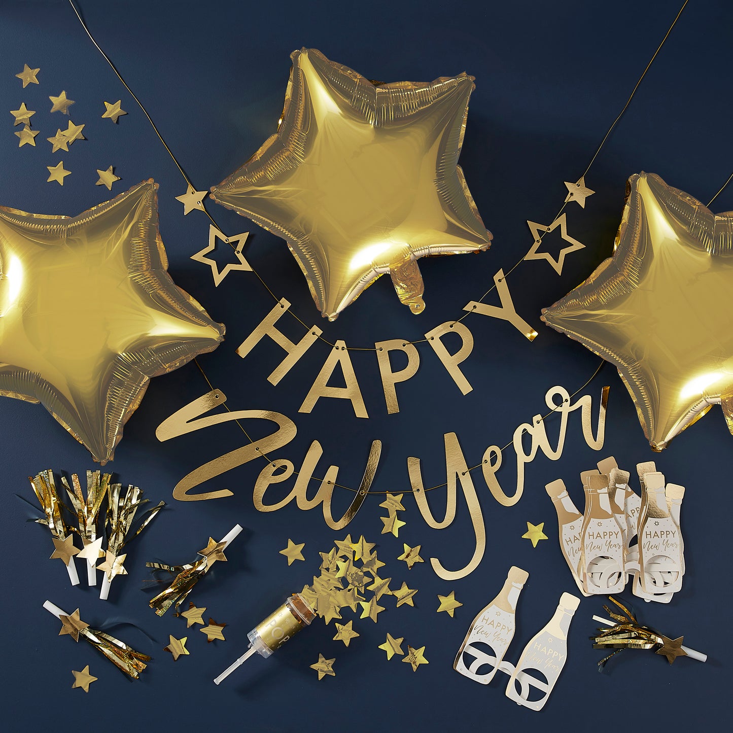 Gold New Years Eve Party In a Box Decorations