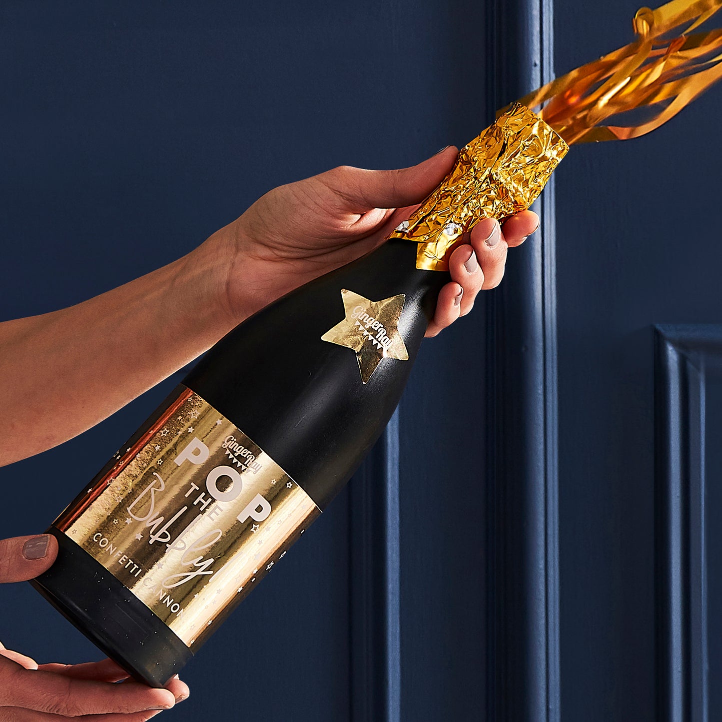 Champagne Bottle Streamer Cannon