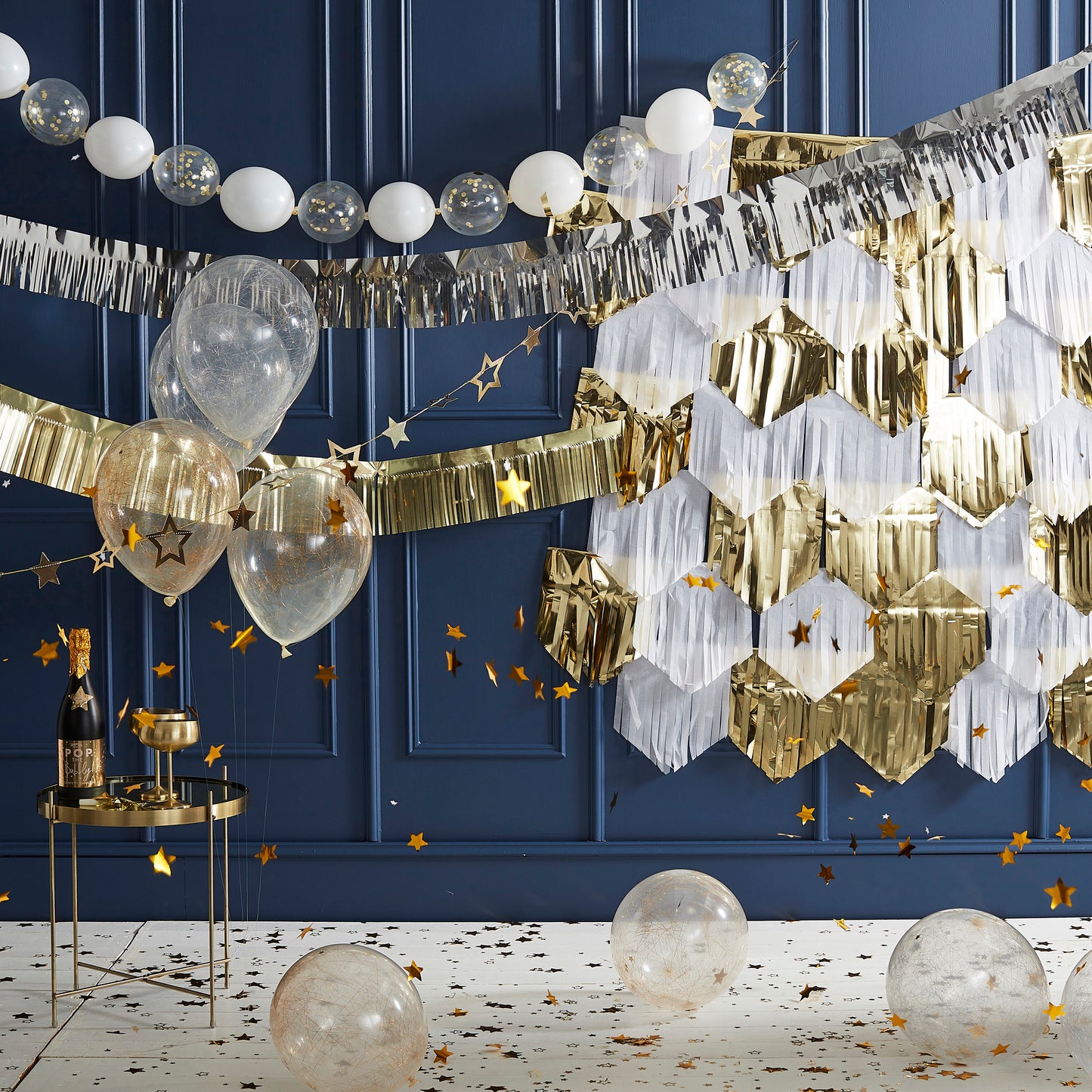 Gold Happy New Year Banner Decoration