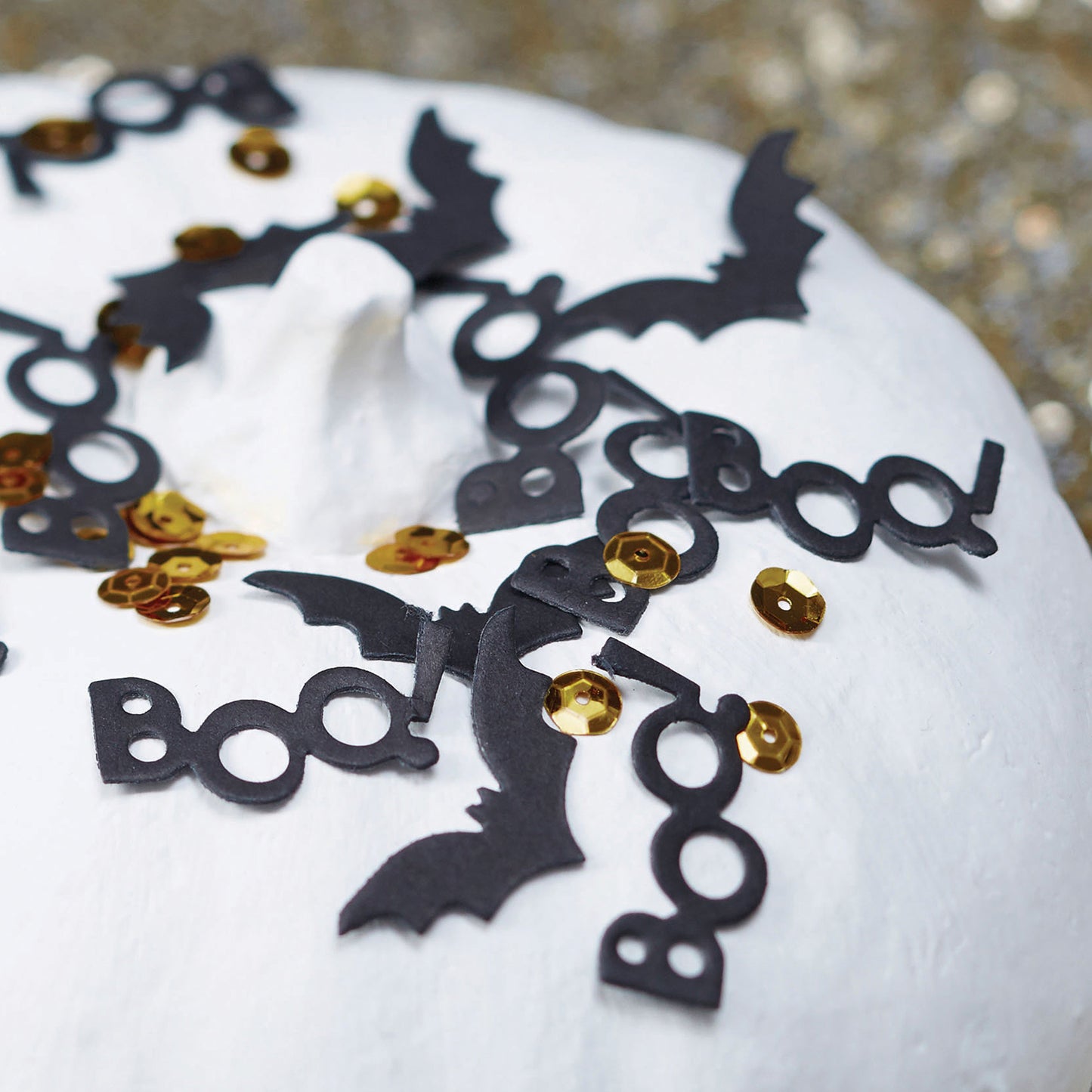 Black & Gold Halloween Table Confetti