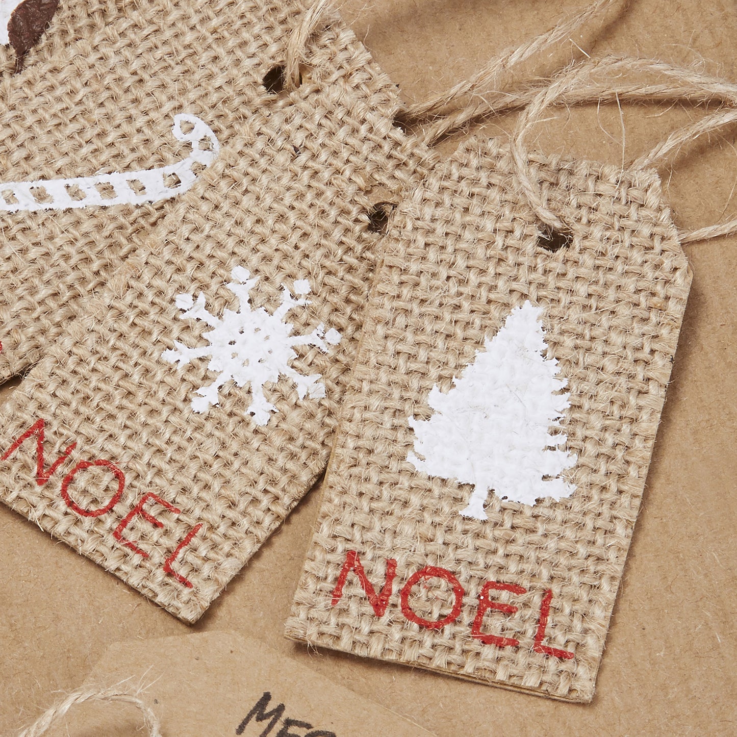 Christmas Hessian Gift Luggage Tags - Vintage Noel