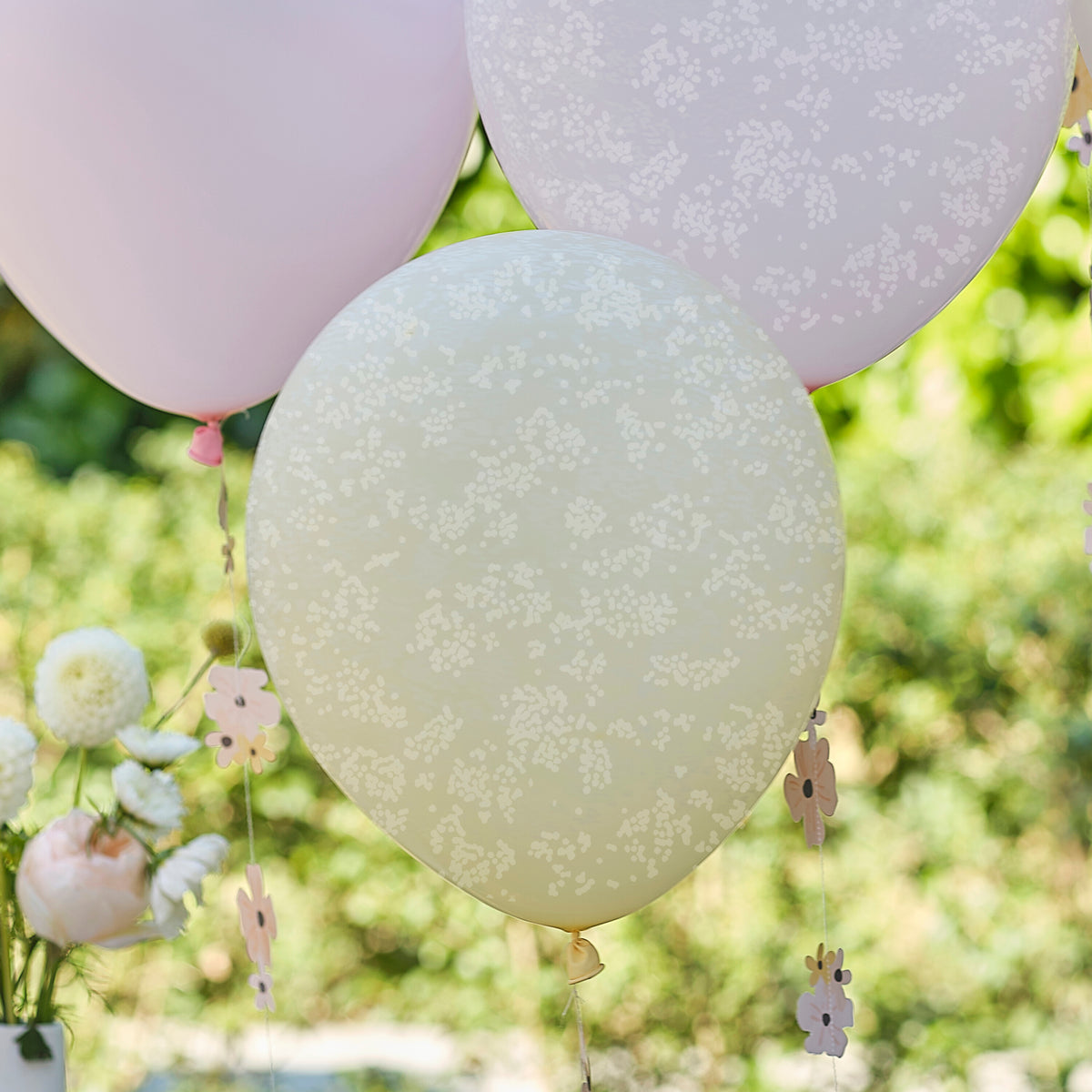 Pastel Flower Balloon Bundle with Floral Balloon Tails