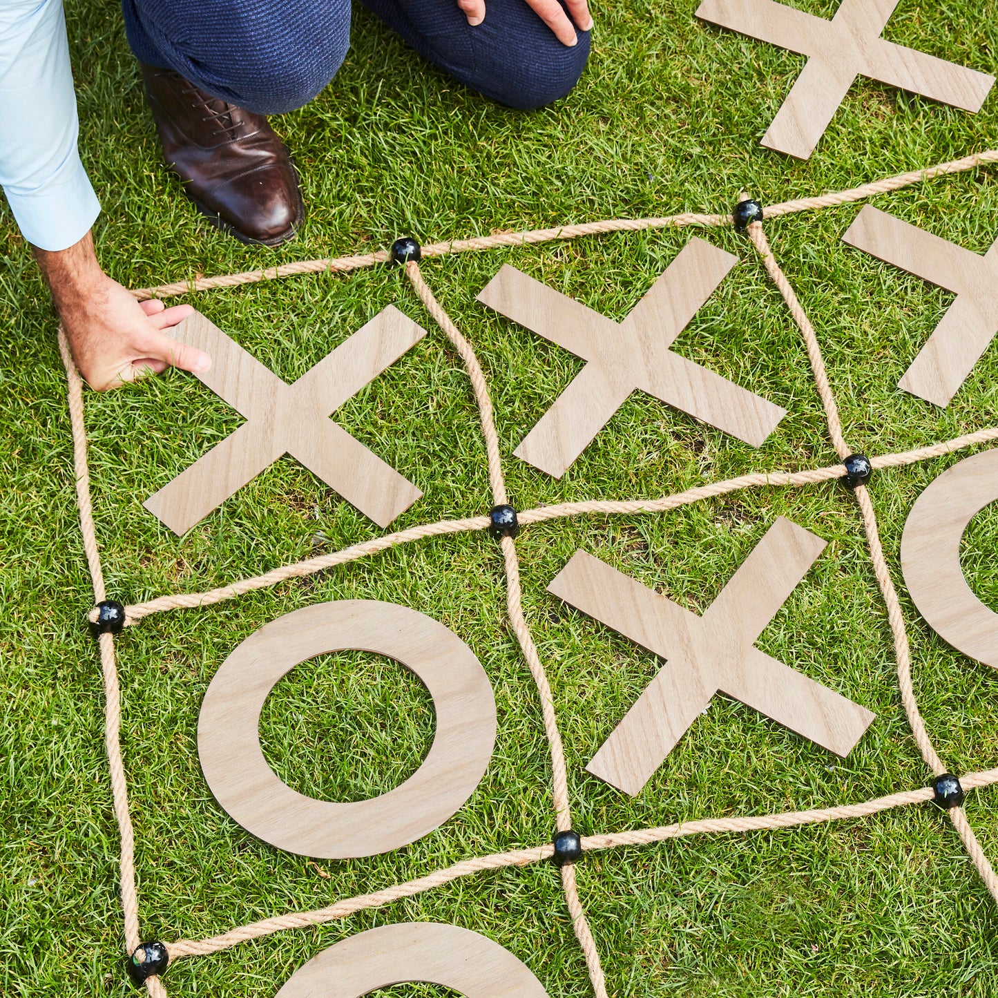 Noughts & Crosses Giant Garden Game