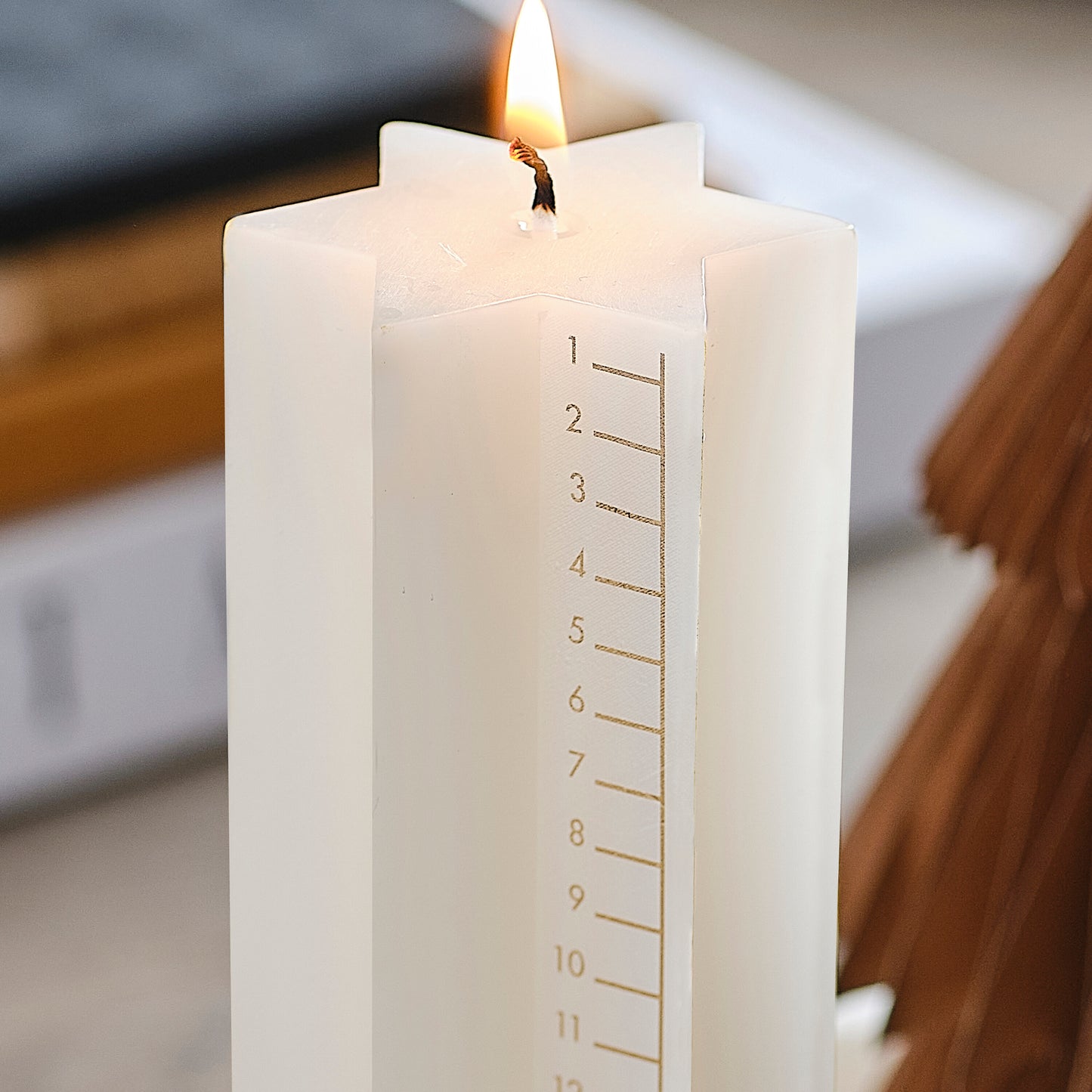 Cream Star Shaped Christmas Advent Calendar Candle