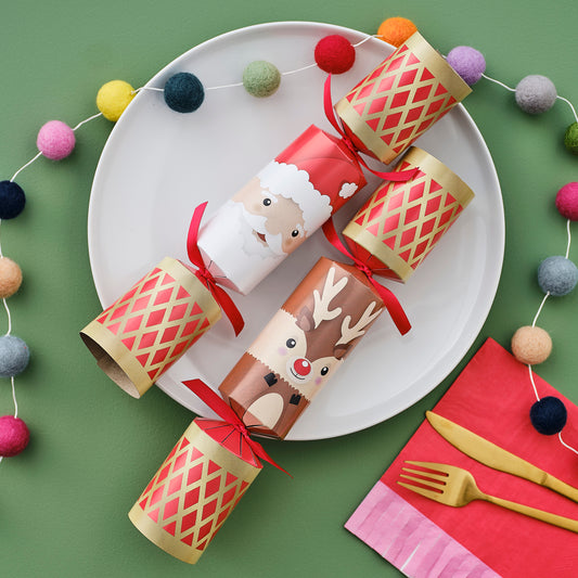 Santa & Reindeer Christmas Crackers