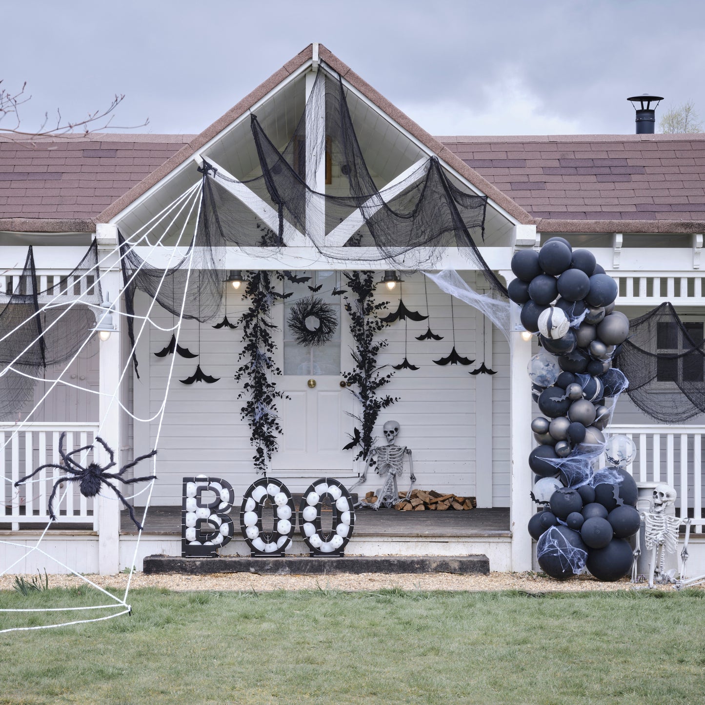 Halloween Balloon Arch Backdrop with Streamers, Cobwebs & Bats
