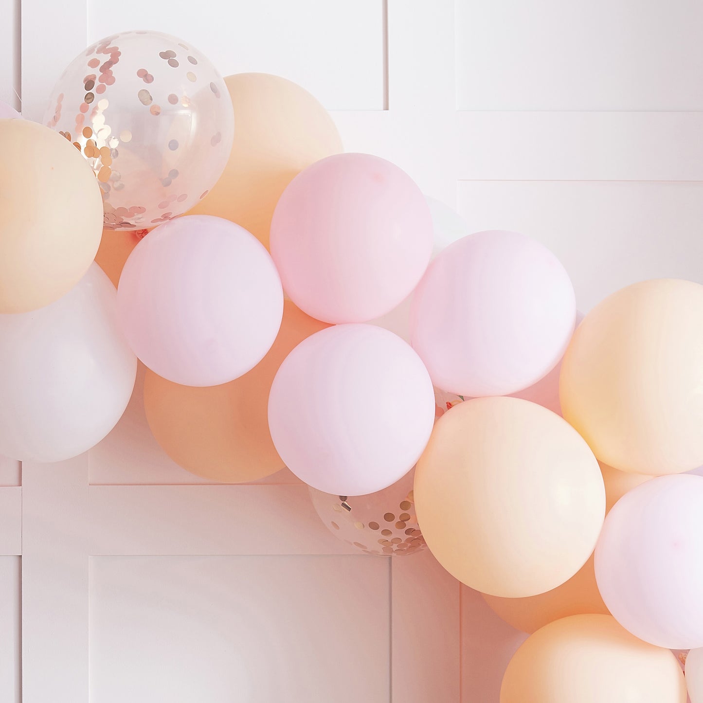 Matte Peach and Pink Hen Party Balloon Arch Garland