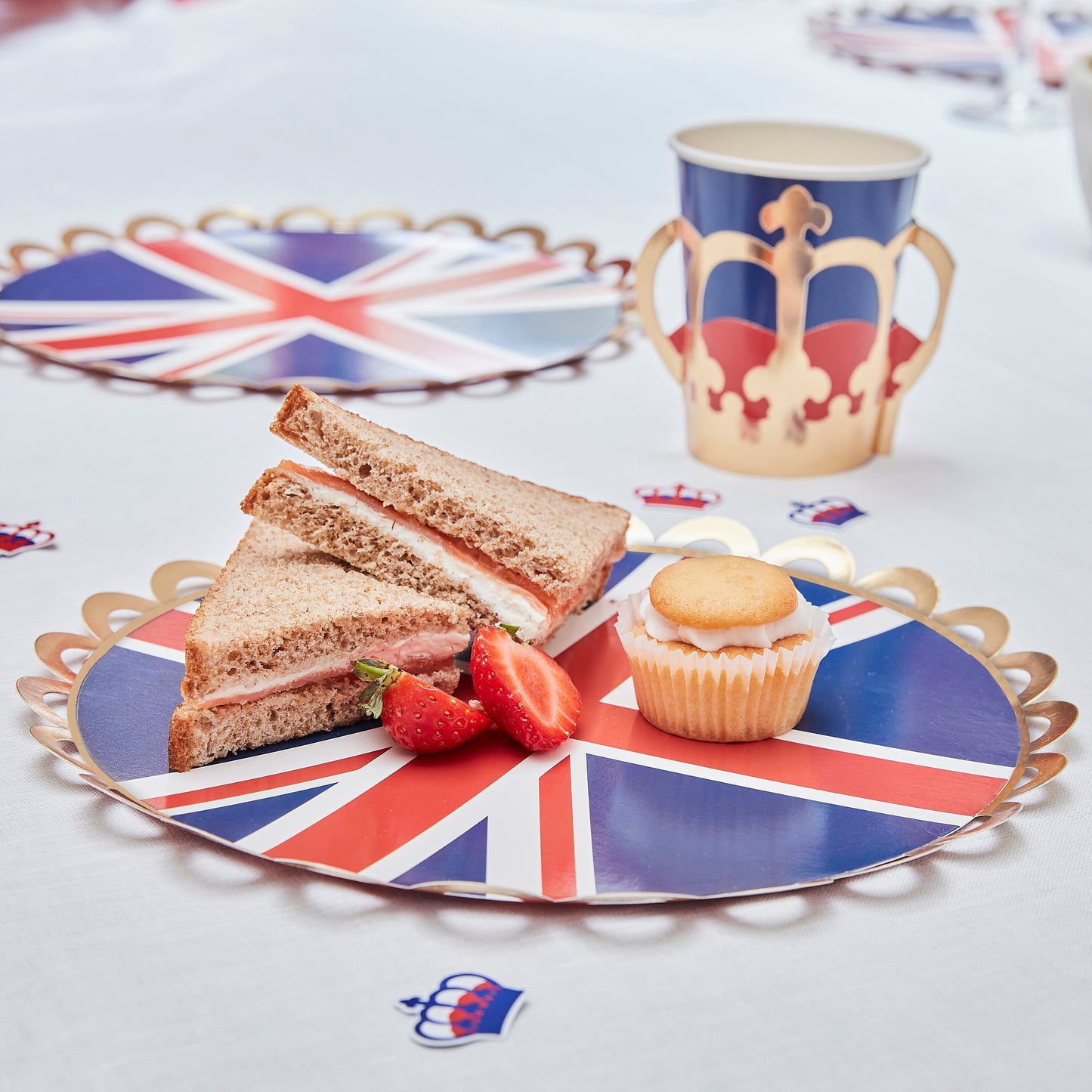 Union Jack Paper Plates