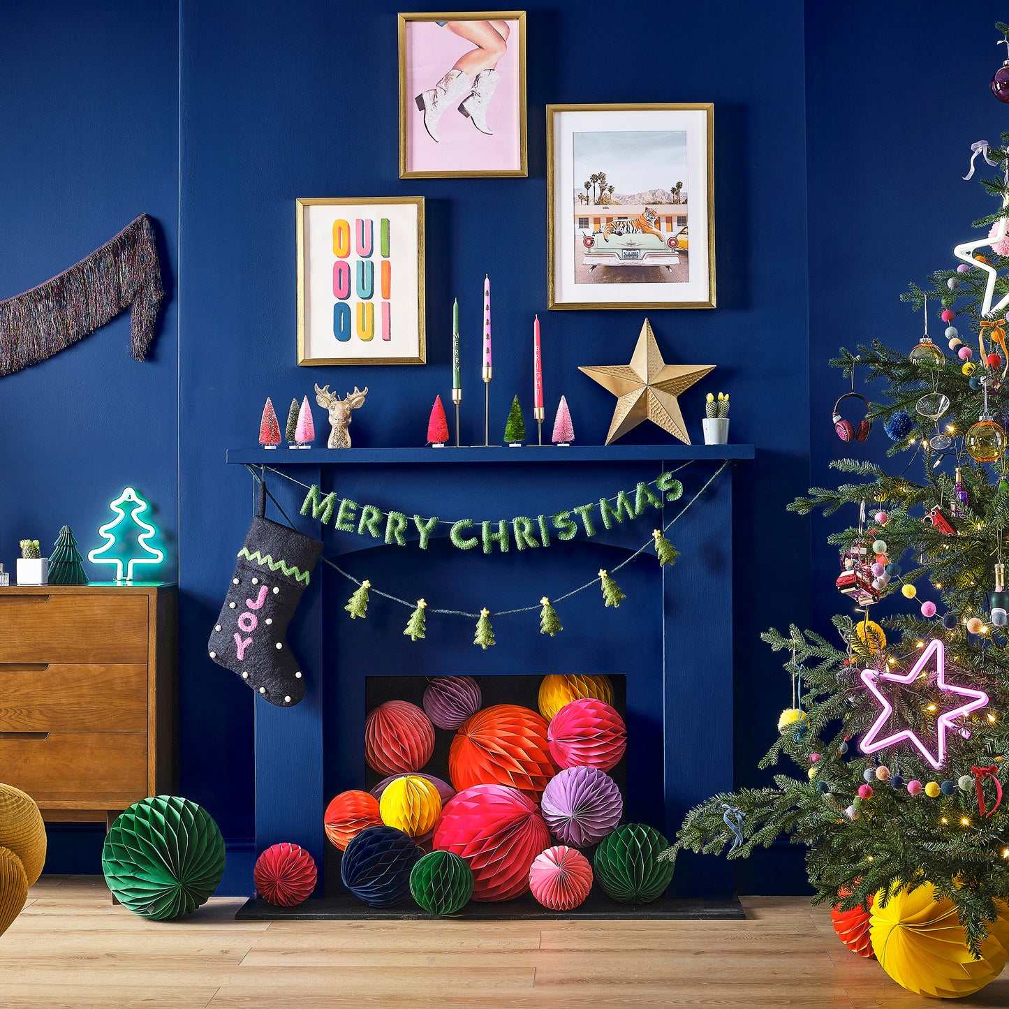 Christmas Pom Pom Ribbon Gift Wrap