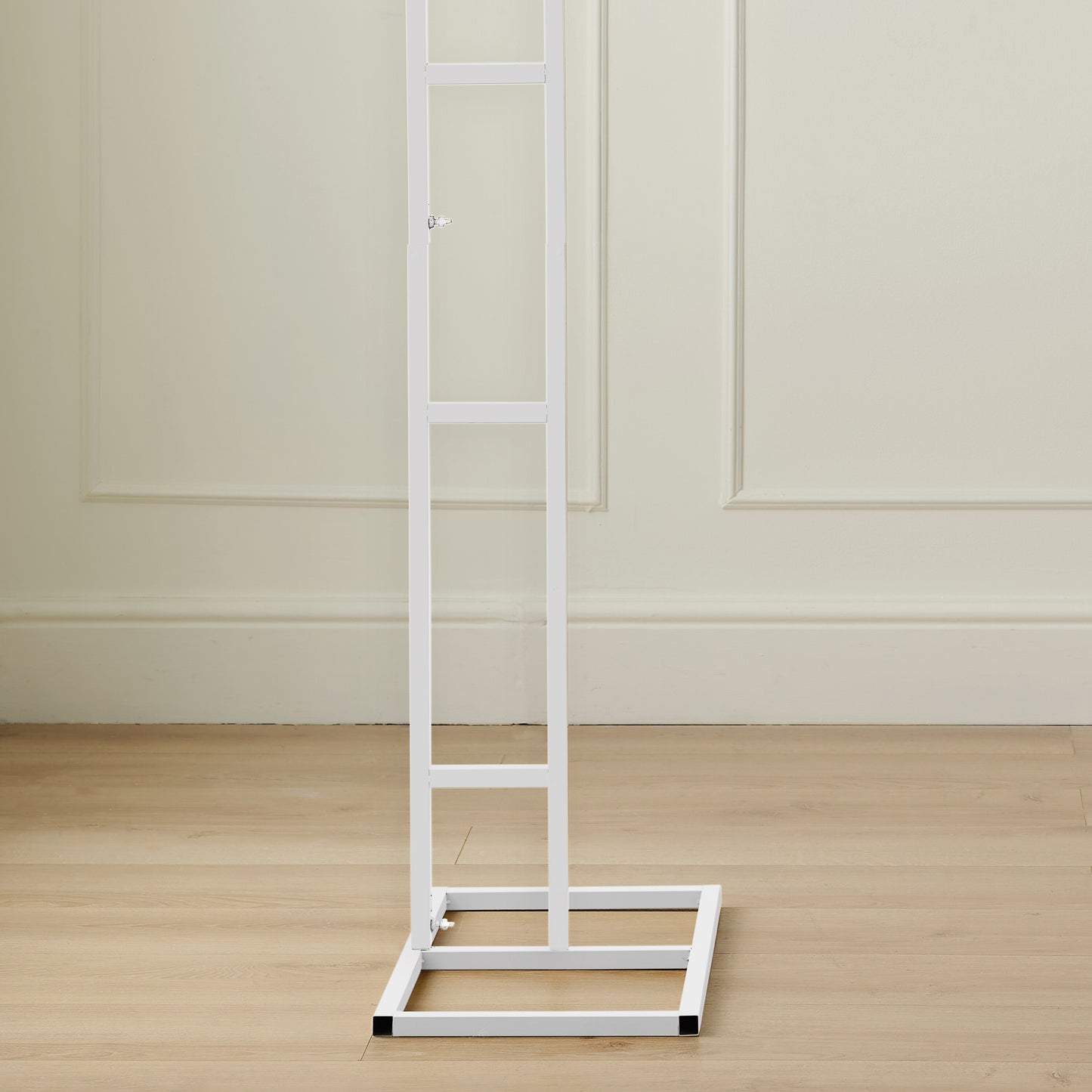 White Metal Split Arch Backdrop