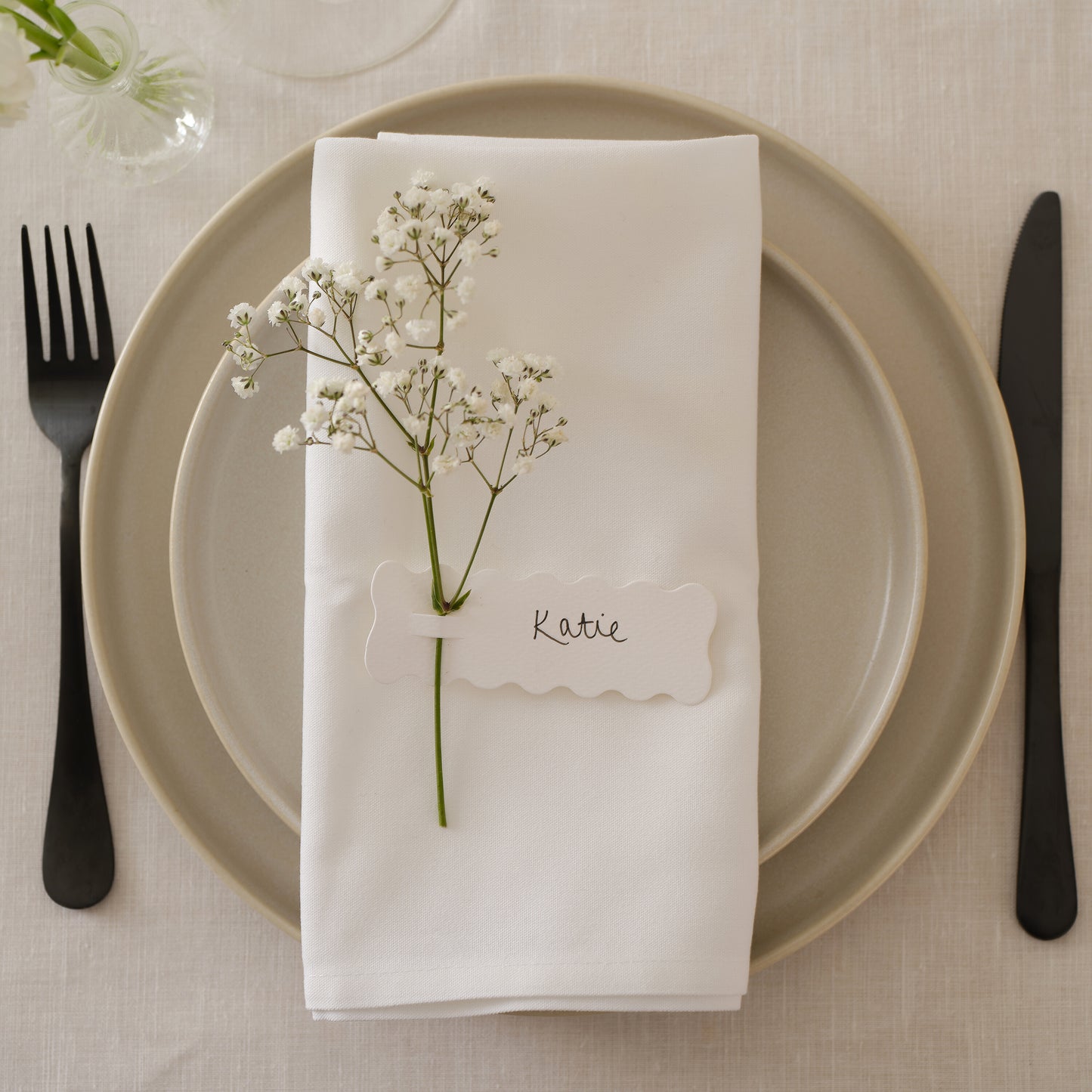 Cream Wavy Place Cards with Slot