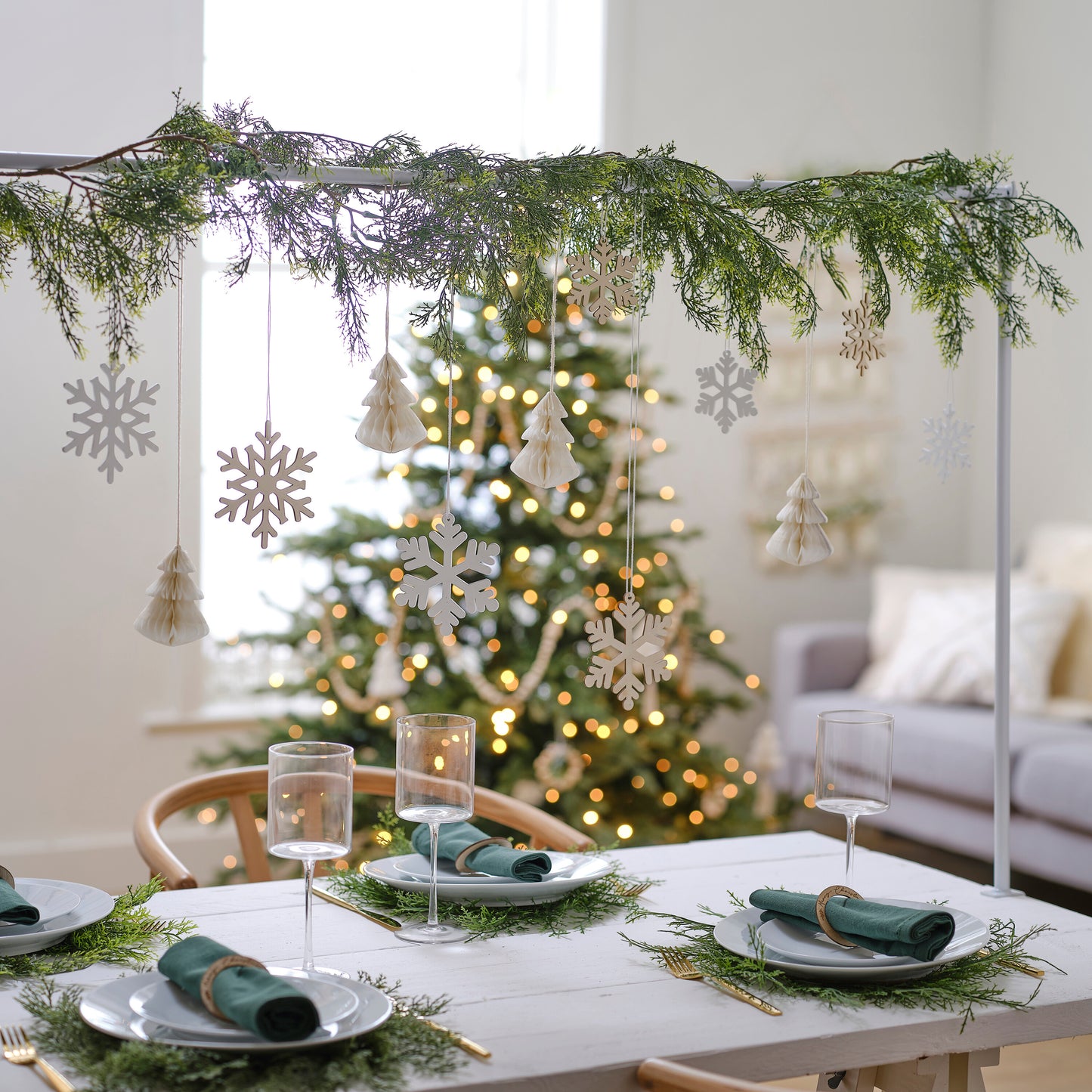 Nordic Christmas Table Setting Kit