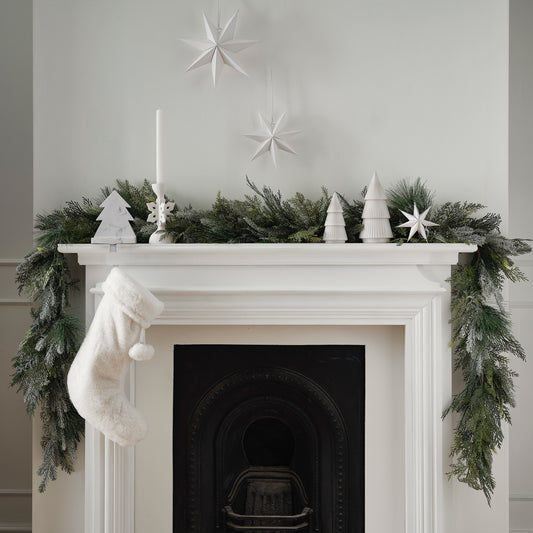 Snowy Foliage Christmas Garland