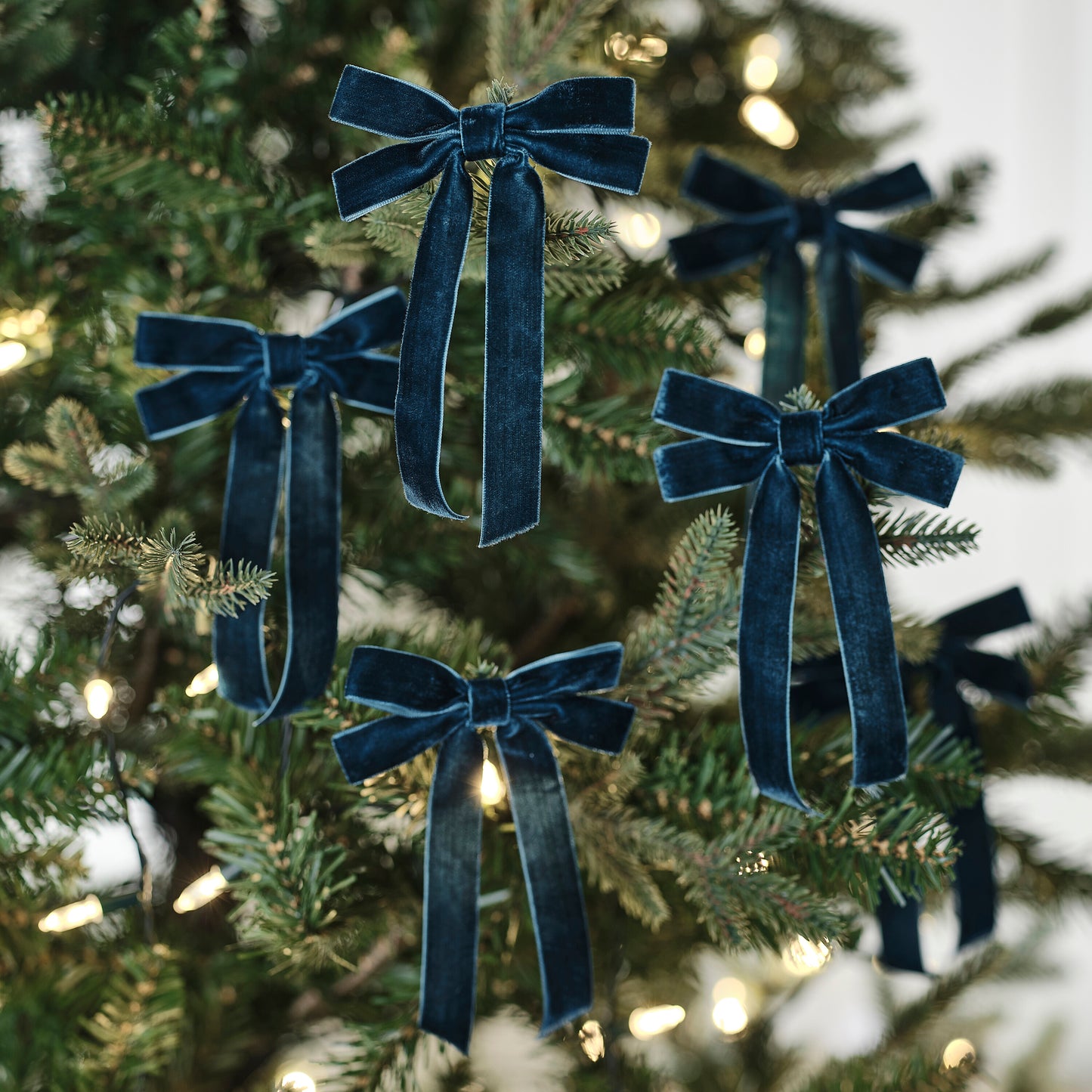 Teal Velvet Clip-On Christmas Tree Bow Decorations