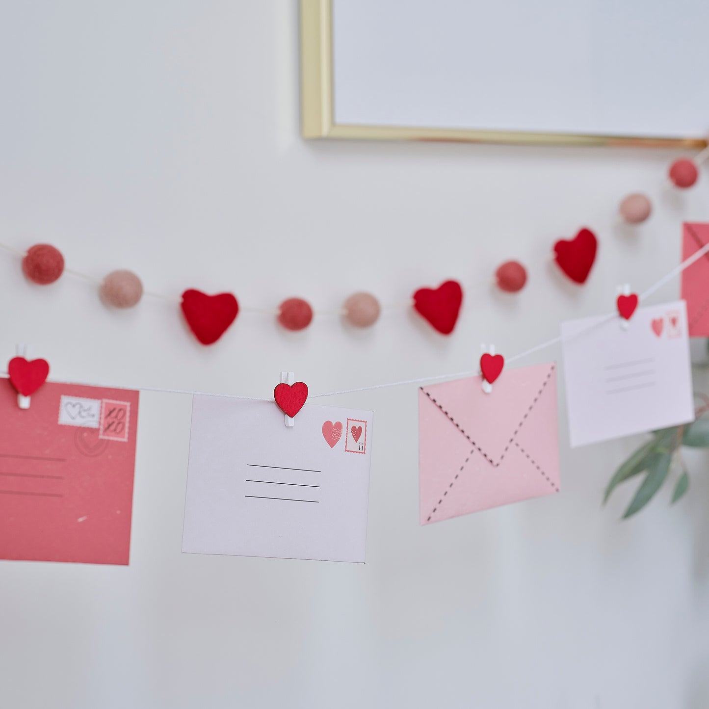 Valentines Love Note Bunting