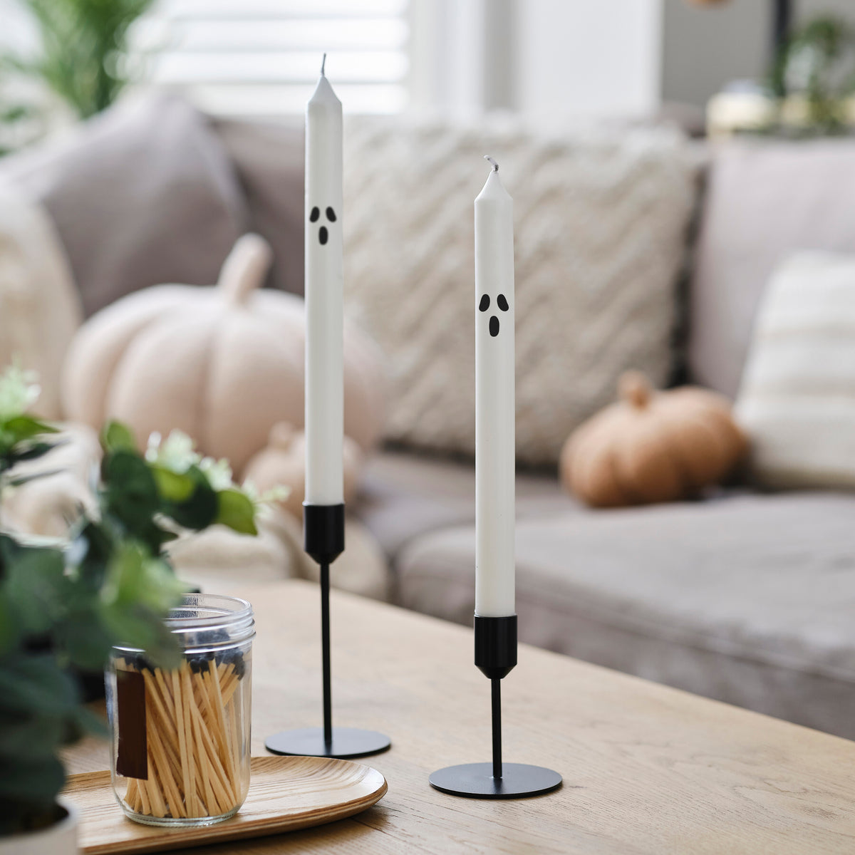 Ghost Face Halloween Dinner Candles