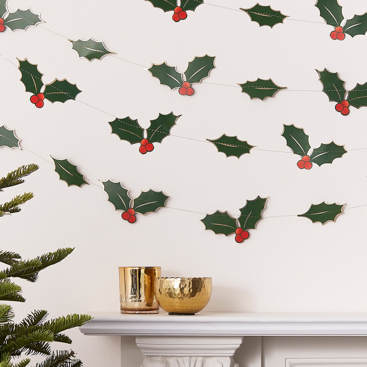 Foiled Holly Leaves Bunting Backdrop