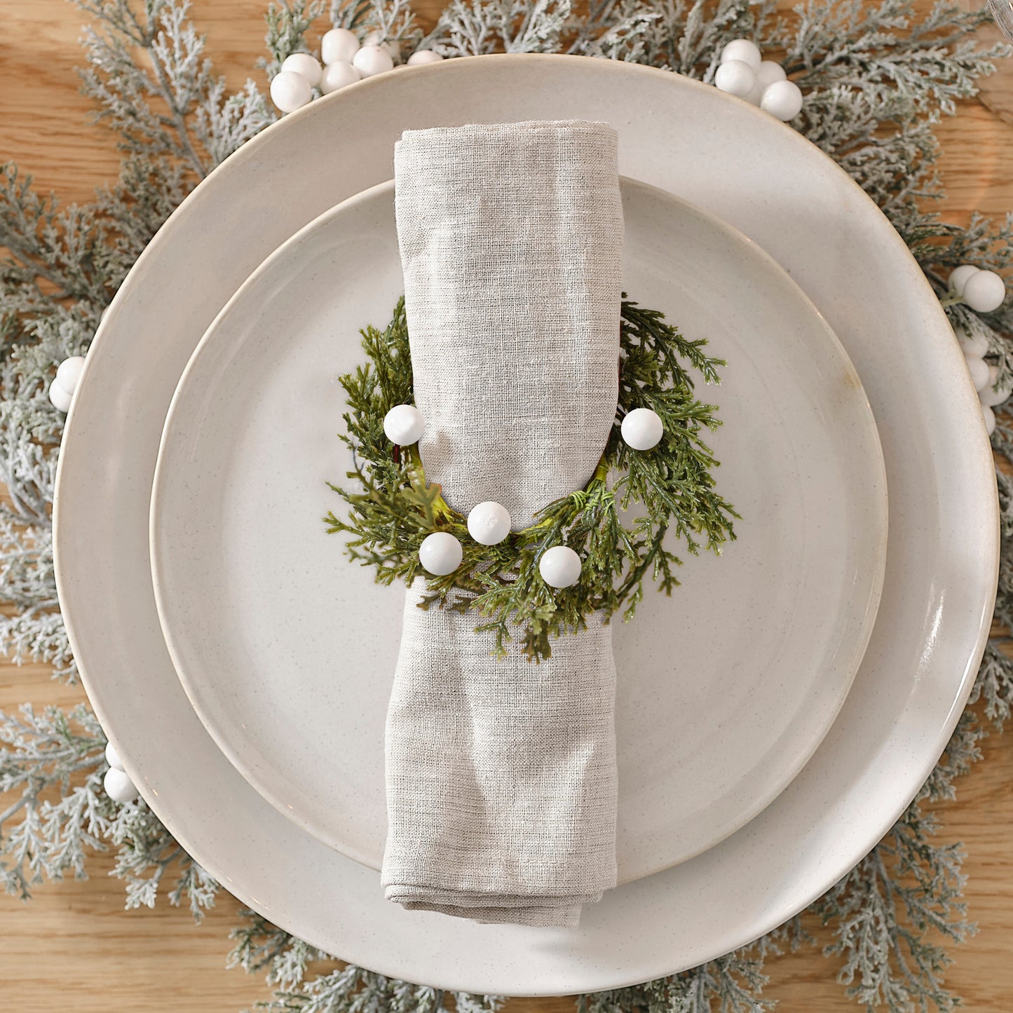 Foliage Christmas Napkin Rings with Berries