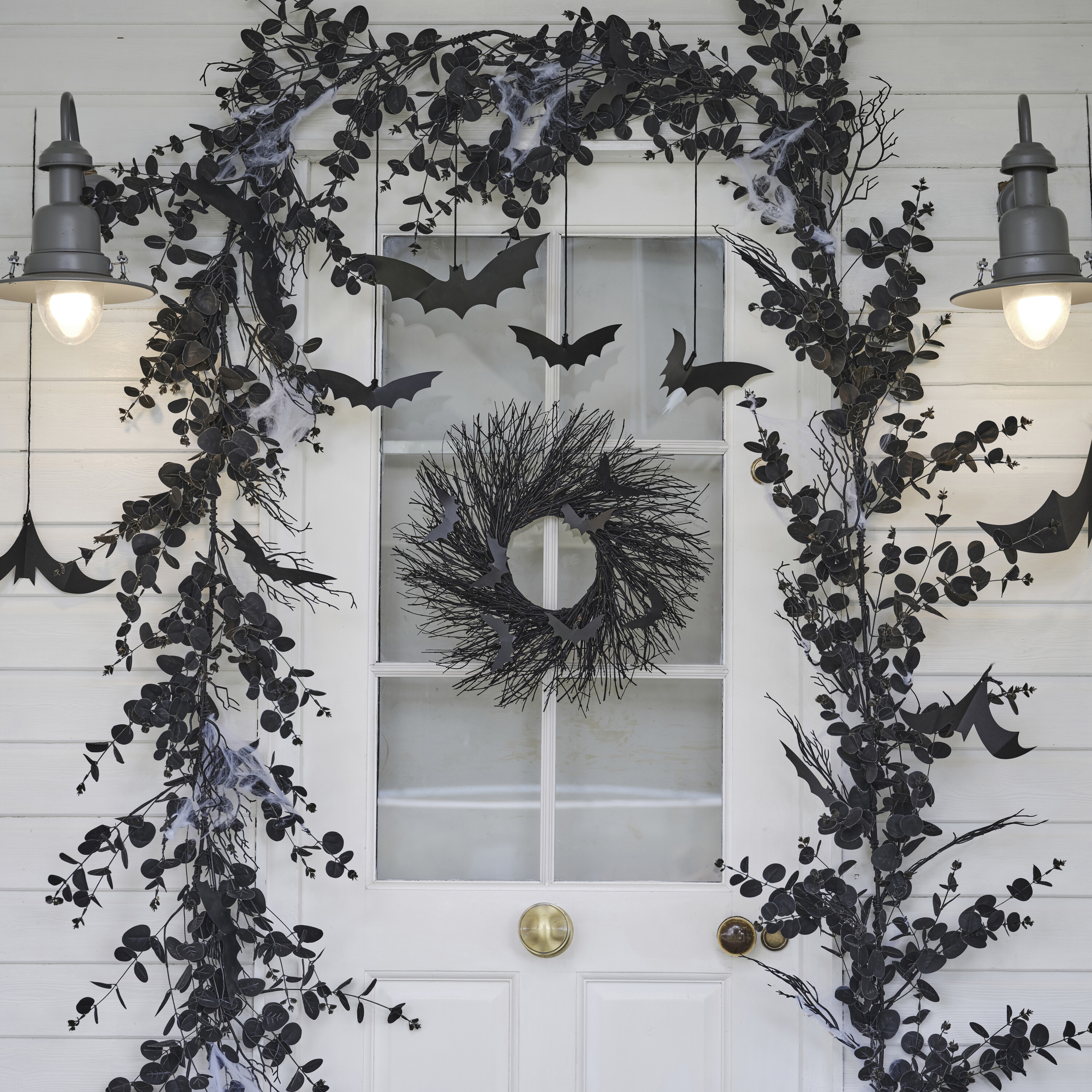 Halloween Garland Foliage Door Kit with bing & Hanging Bats Ginger Ray