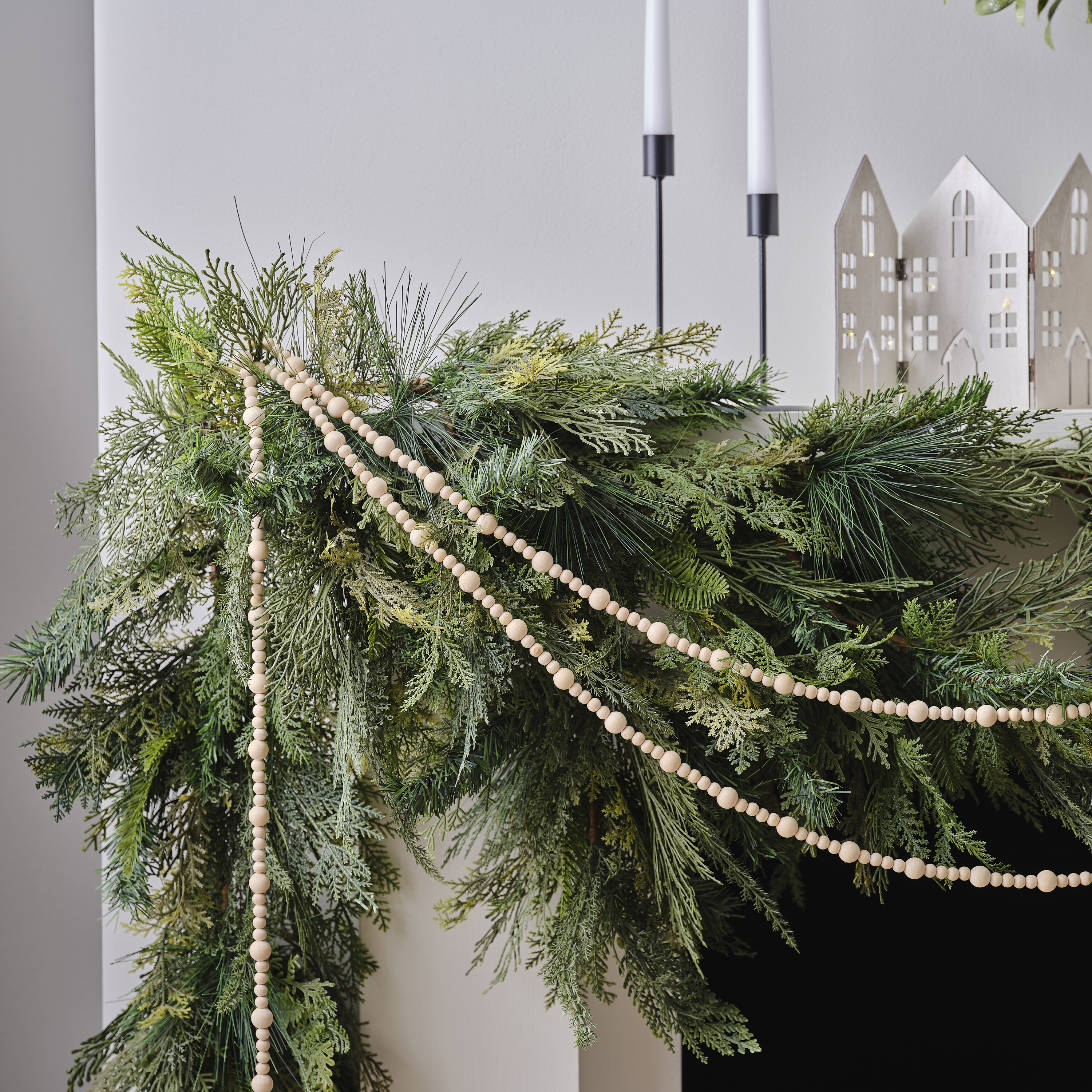 Christmas Tree Bead Garland - Wooden Xmas Bead Garland | Ginger Ray