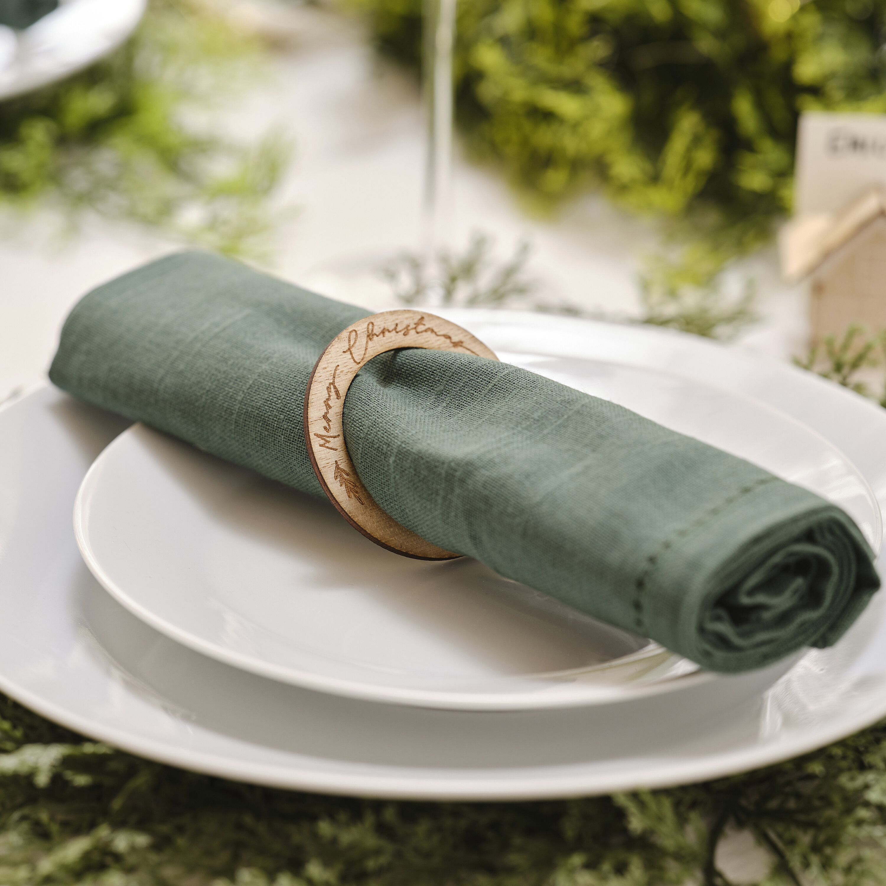Green napkin rings deals