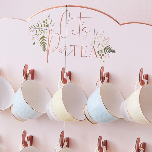 Tea cups store with stand