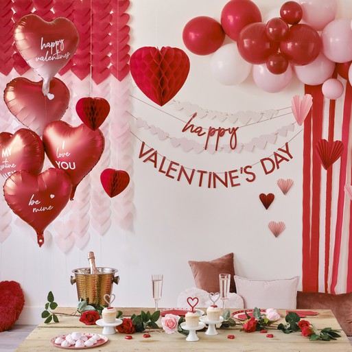 Valentine party decorations deals