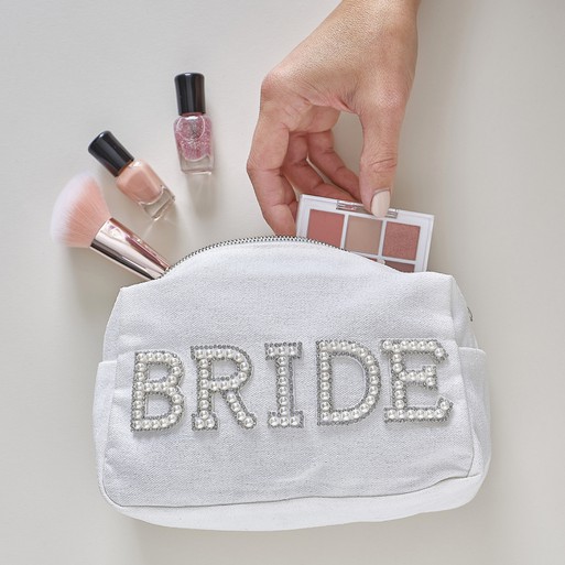 Bride 2025 makeup case