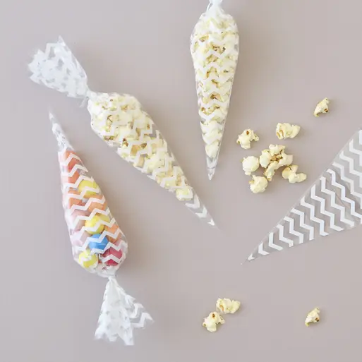 White Chevron Sweet Cone Bags Ginger Ray